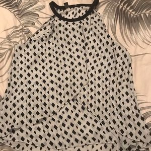 🚨3/15 Alfani 16 BNWOT Black and White Tank Top